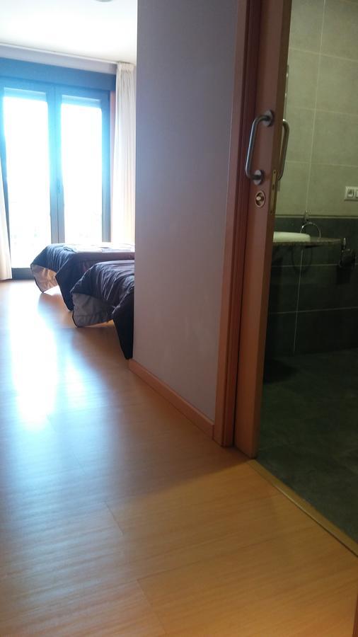 Hostal Restaurante Vial Ourense Esterno foto